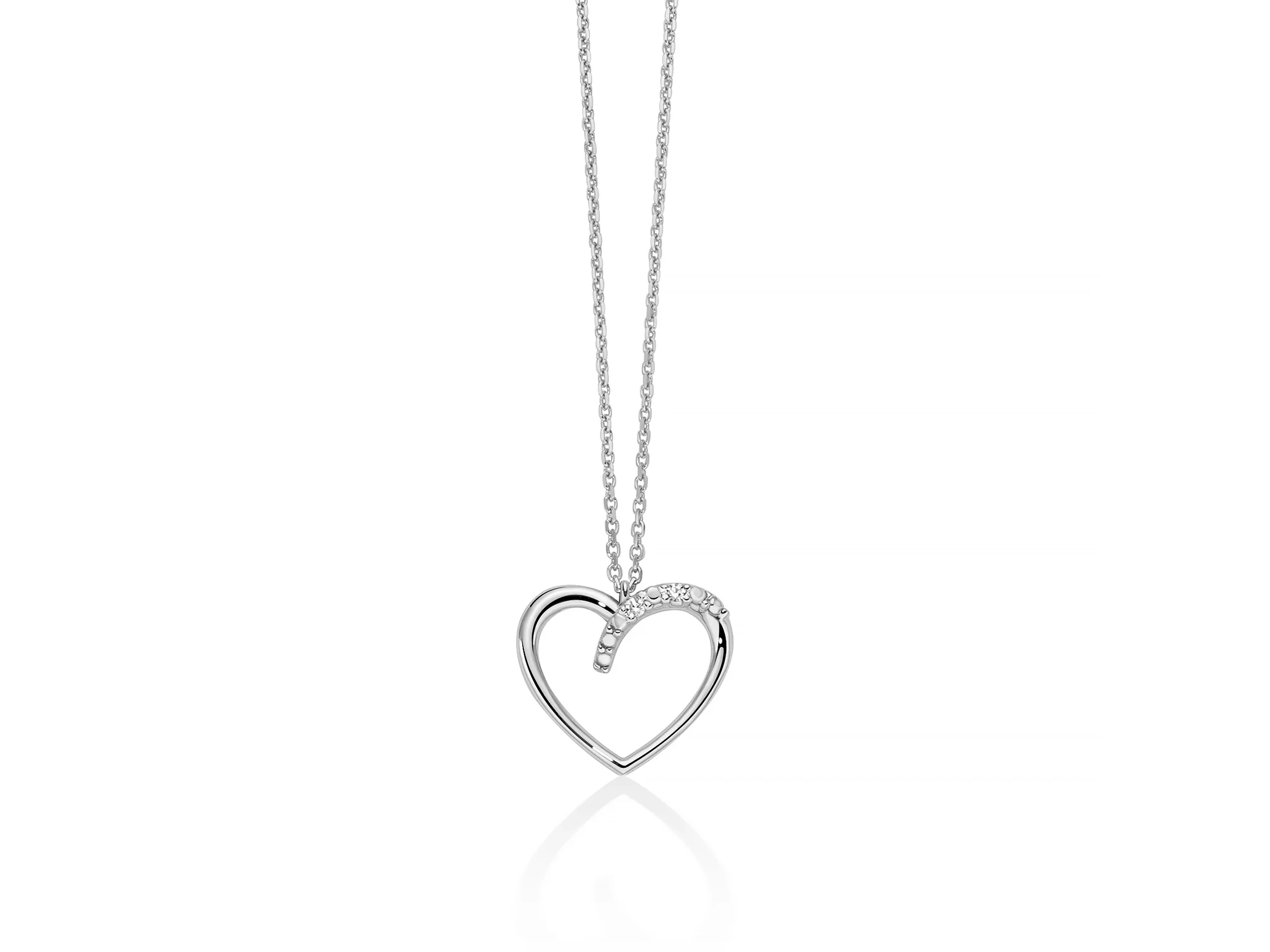 Collana con pendente a cuore e due diamanti