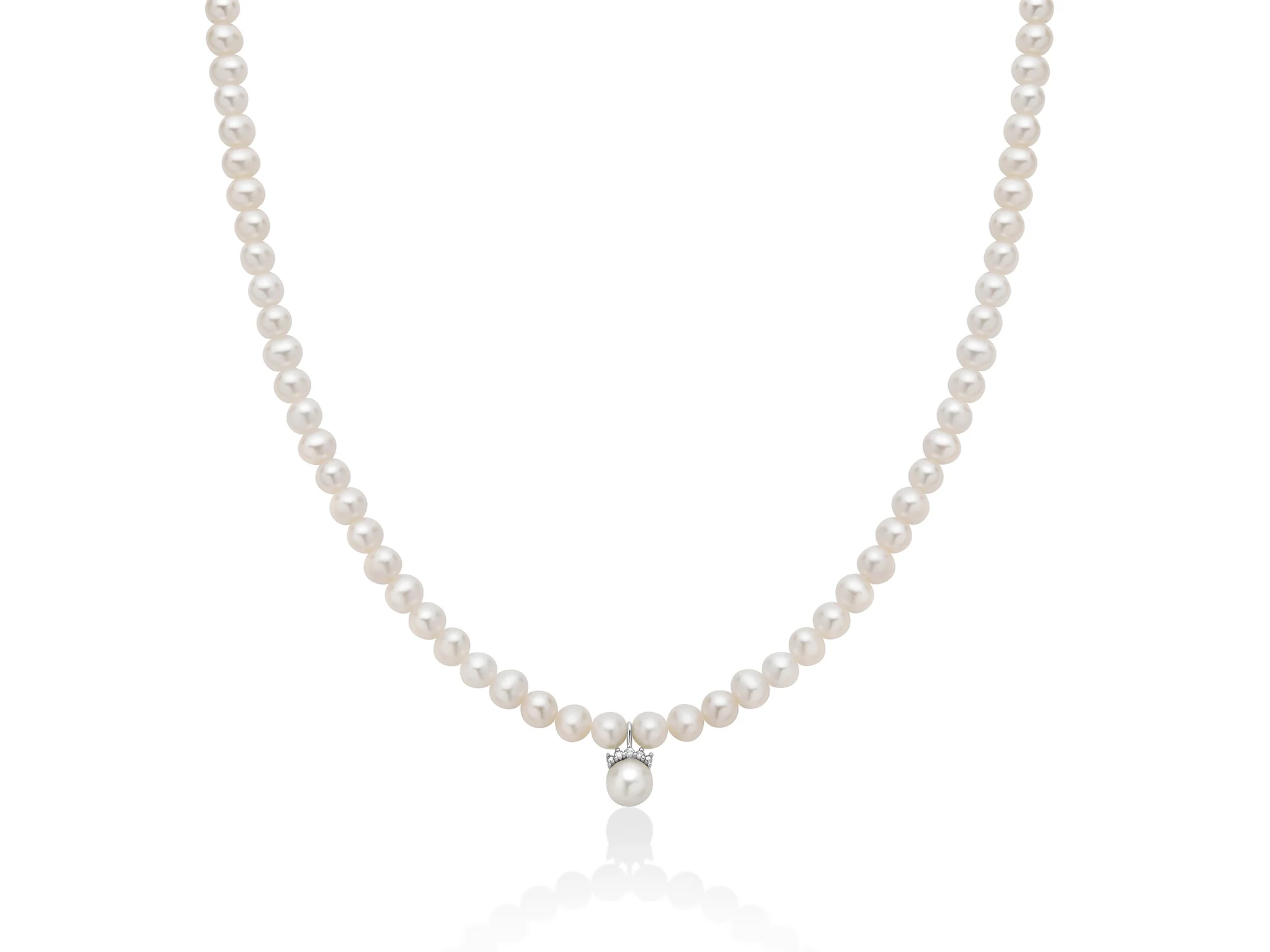 Collana di perle Oriente con centrale pendente e diamanti